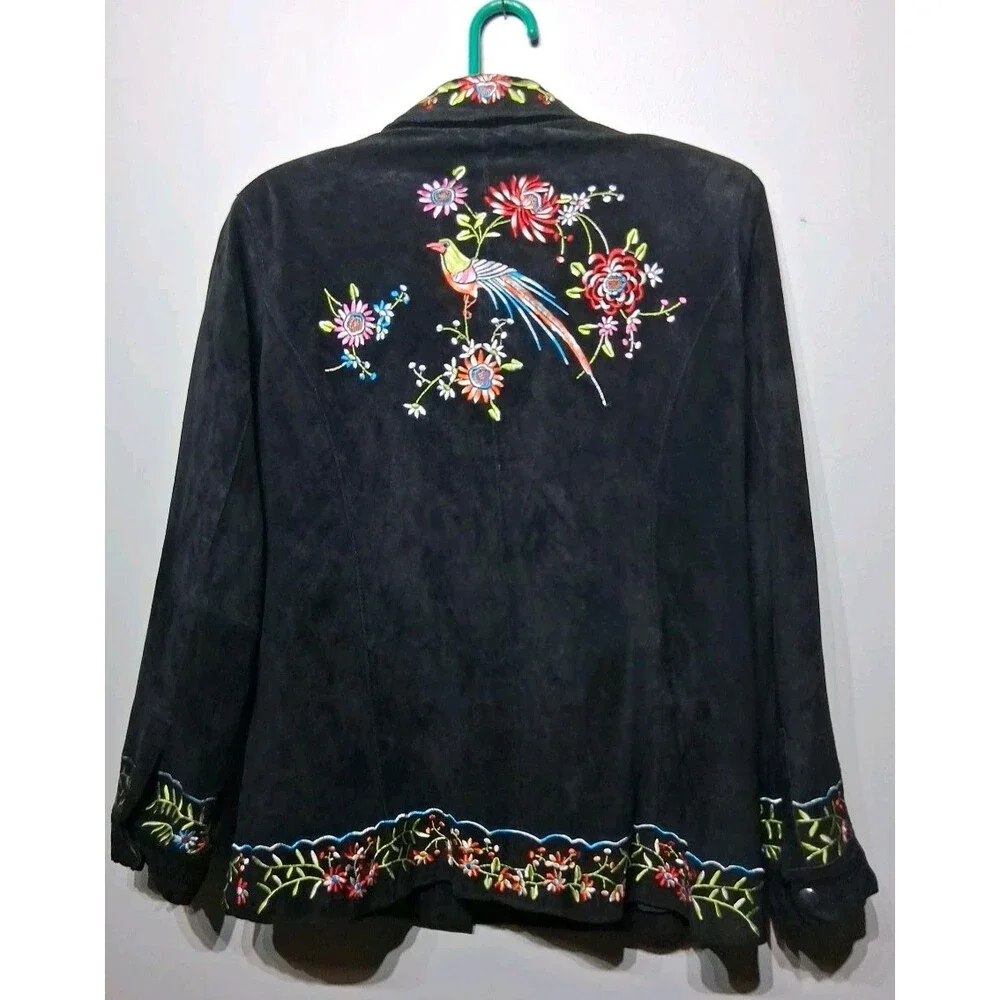 Vtg Avanti Women's Black Suede Embroidered Birds Flowers Snap Closure Size M - Picture 4 of 6